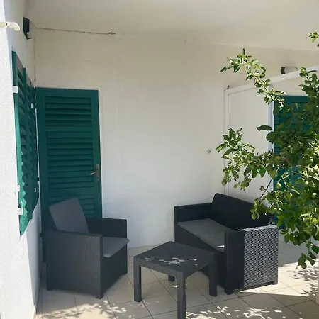 Guest house Pole 3*